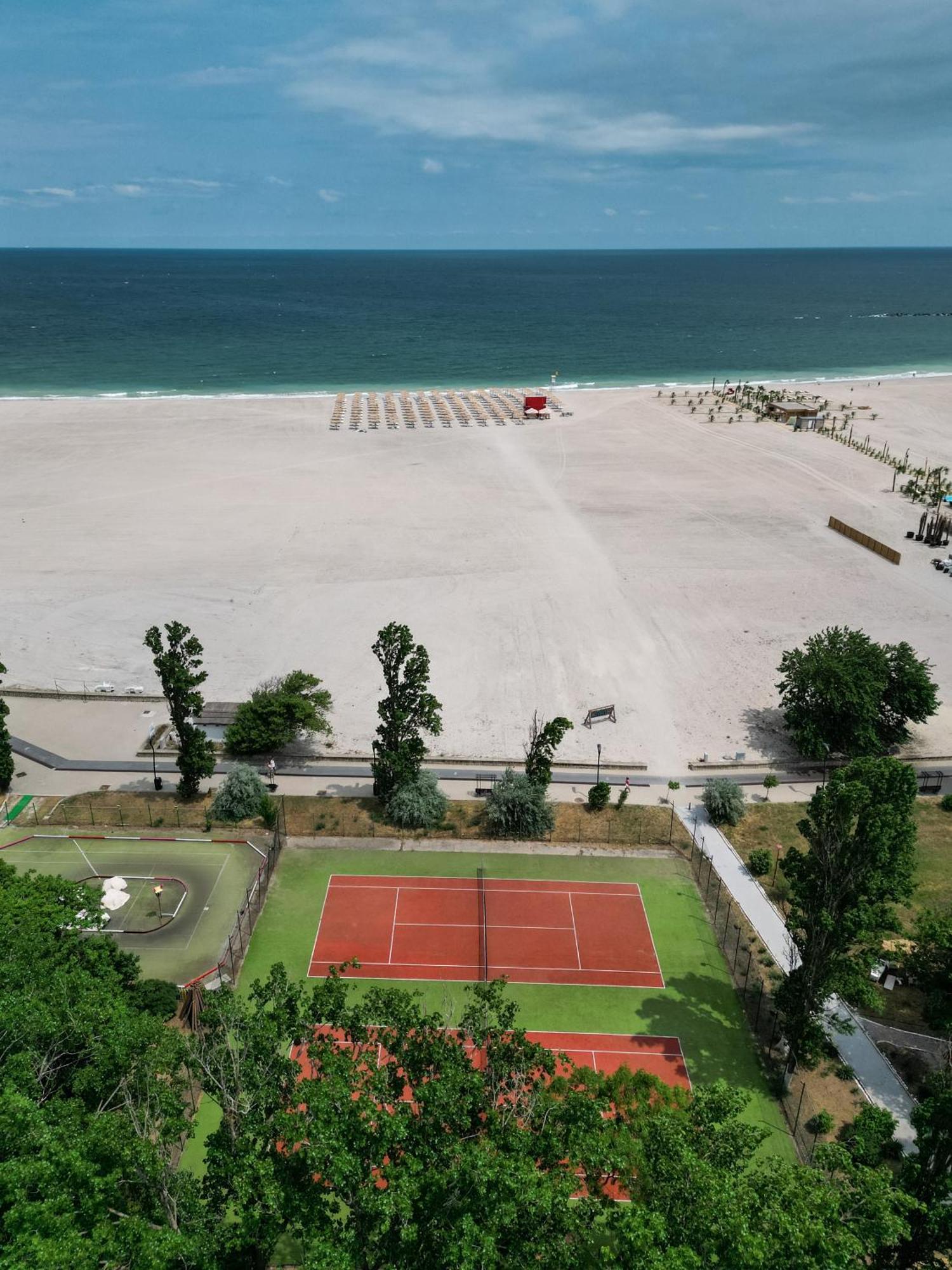 Complex Mediteranean Mamaia Exteriér fotografie